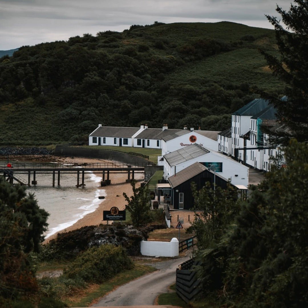 Bunnahabhain Feis Ile 2023 Canasta - Latitude Wine & Liquor Merchant